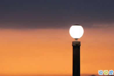 知乎上特别温柔的文案 垂首思汝汝不知2