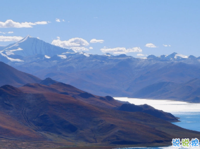 15条浪漫的诗意爱情句子 爱意却是脑海一闪而过的善意12