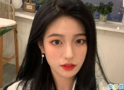 教女人怎么变得大方且有气质文案 除了自渡他人爱莫能助1