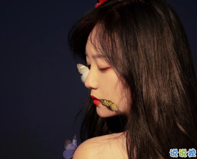 跟闺蜜自拍的高级沙雕文案 沙雕女孩快乐自拍文案1