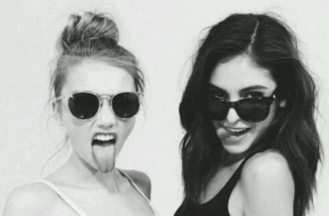 致闺蜜心情图片说说带字:感谢在最美的年华遇见你7