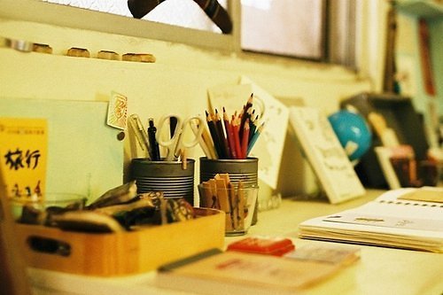 超甜蜜的恋爱中的小情侣适合发的爱情说说带图片 写尽千山落笔是你1