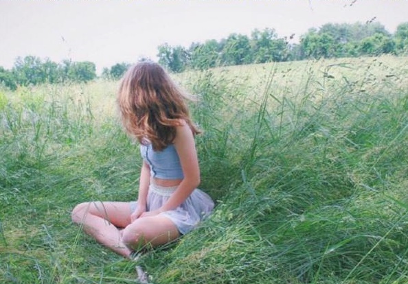 爱情中的甜蜜小句子 喜欢一个人的文艺小清新说说带图片1