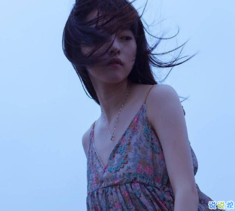 微博说说说到心坎上带图片 总有这么一个人会让你毫无原因地笑起来  4