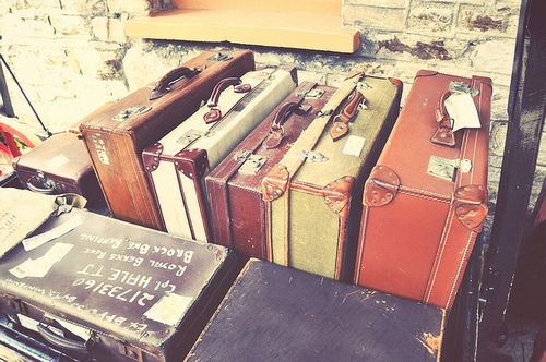 关于现实生活人生的哲理说说带图片 一个人活着应该永远要把目光投向远方2